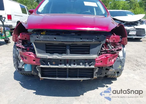 2017 Ford Escape Titanium из США, поврежденный, VIN 1FMCU9J93HUB01407